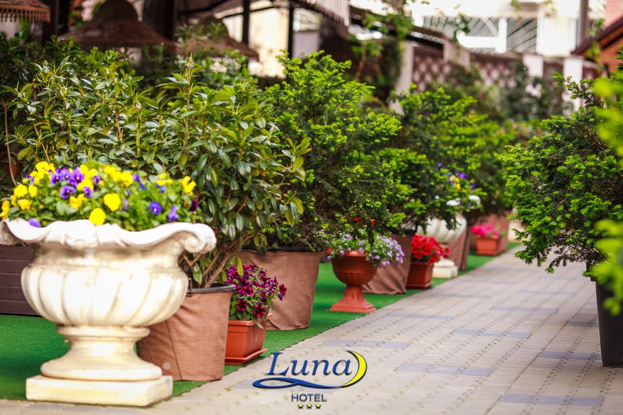 Luna Hotel Kischinau Exterior foto